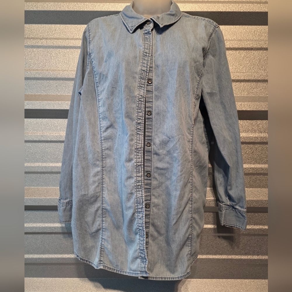J. Jill Light Blue Button Down Shirt
